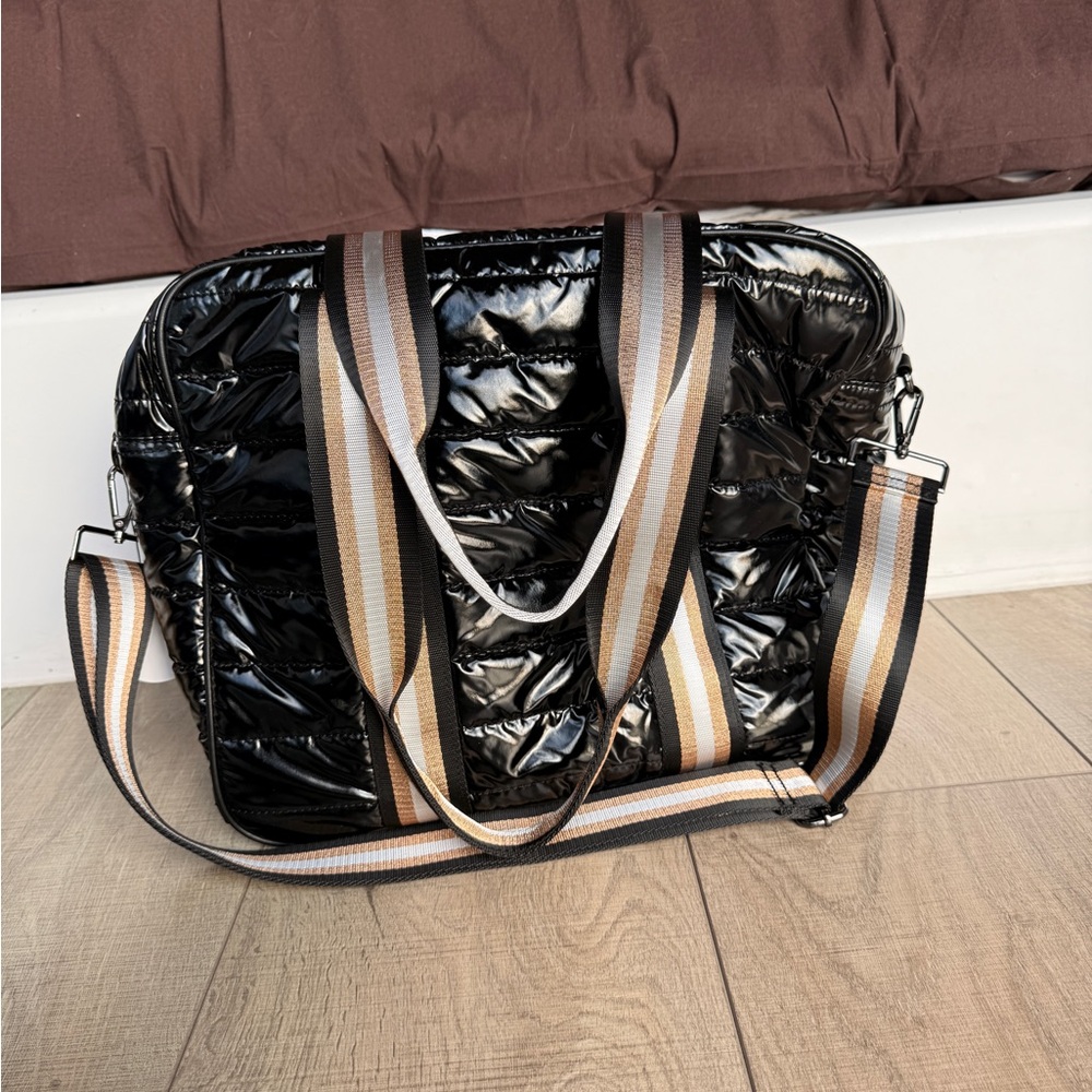 Stylish Black Quilted Women's Pockleball Bag - Picture 7 of 12